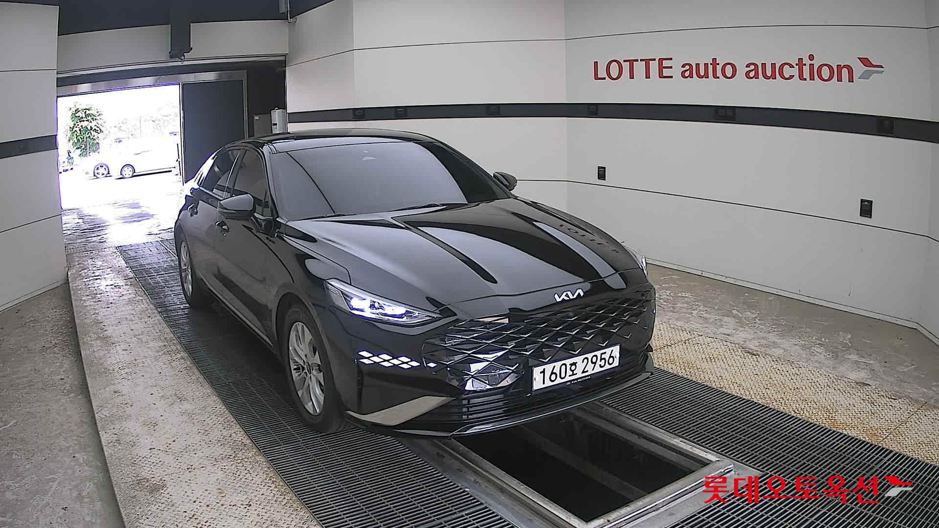 2022 - kia k8