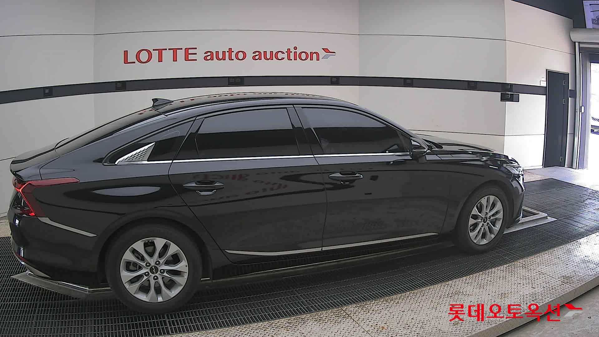 2022 - kia k8