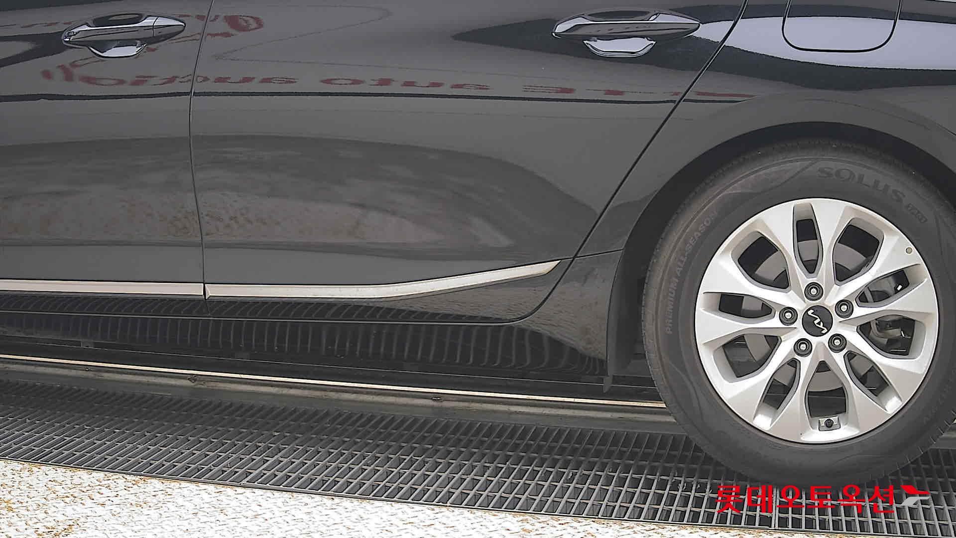 2022 - kia k8