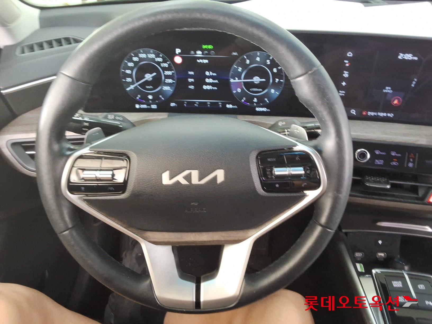 2022 - kia k8