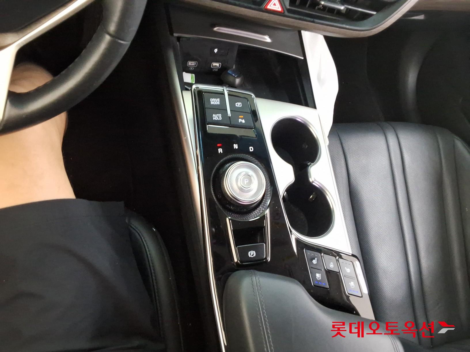 2022 - kia k8