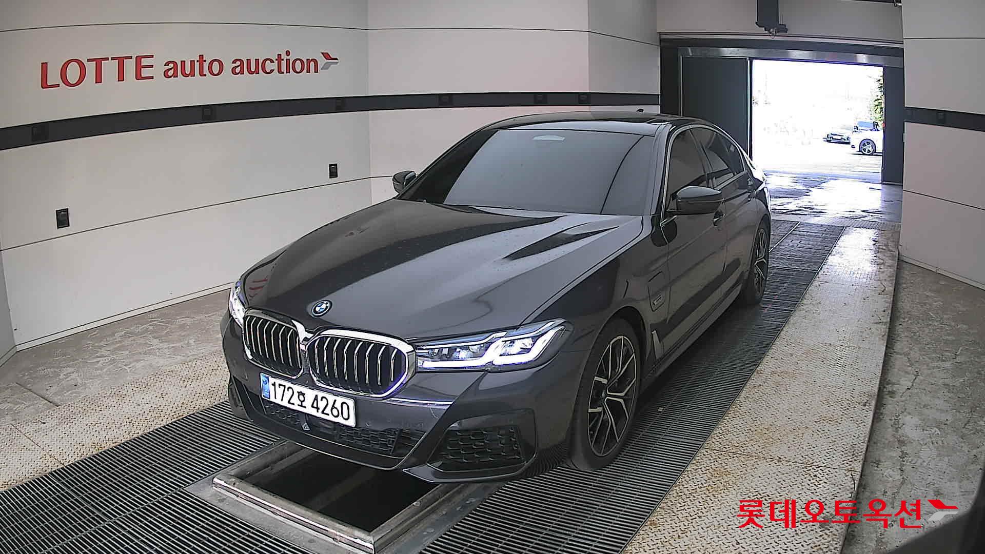 2022 - bmw 530e