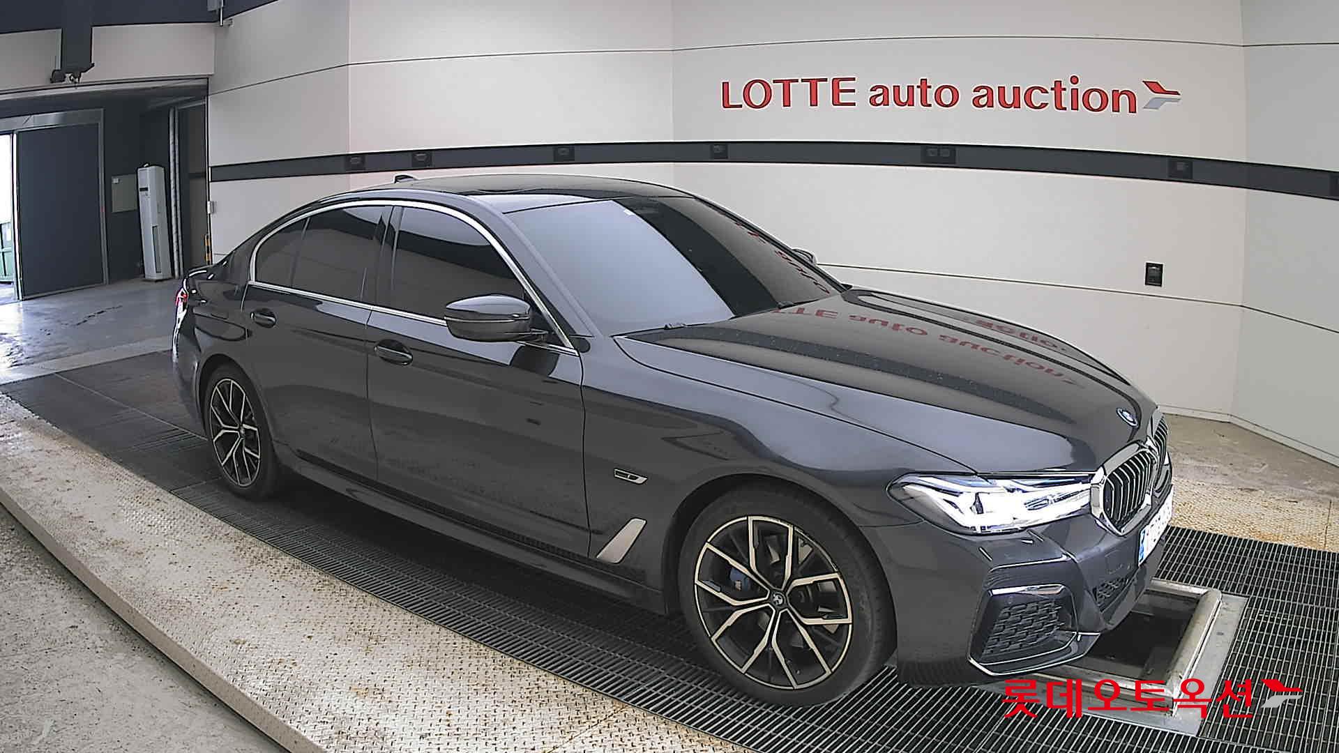 2022 - bmw 530e