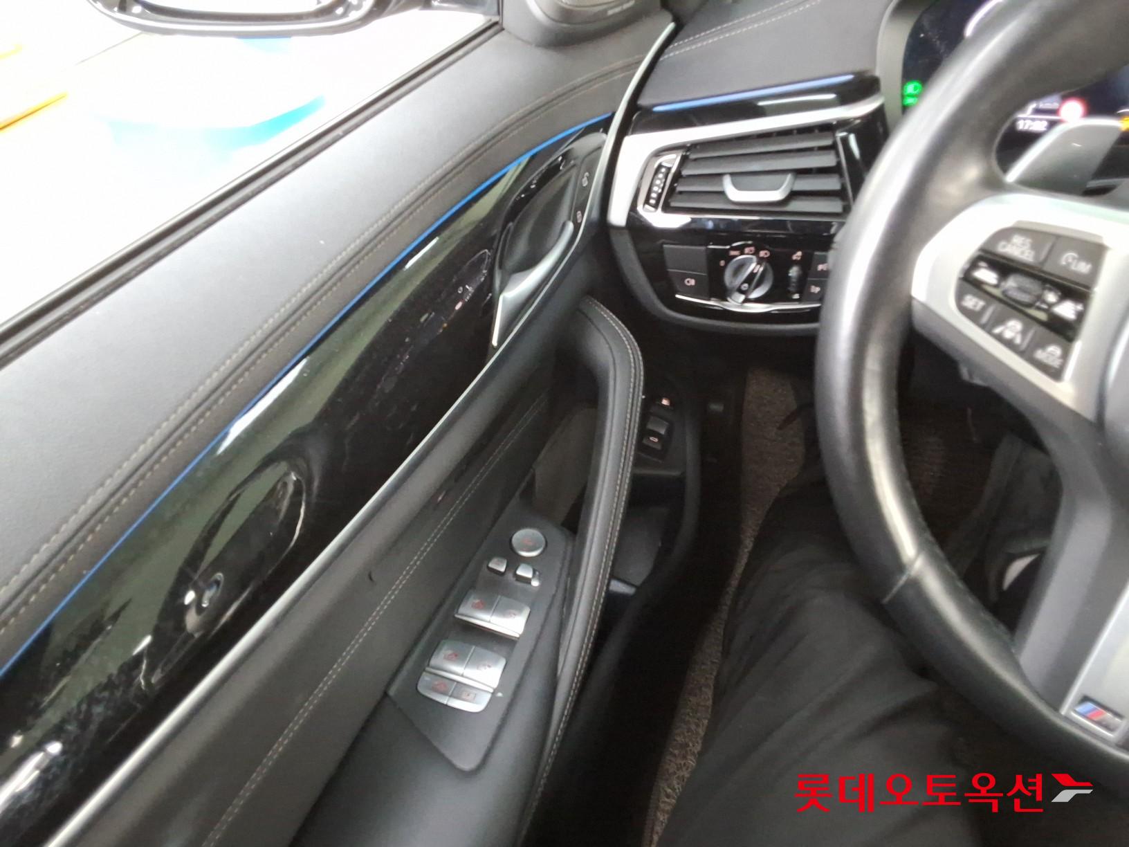 2022 - bmw 530e
