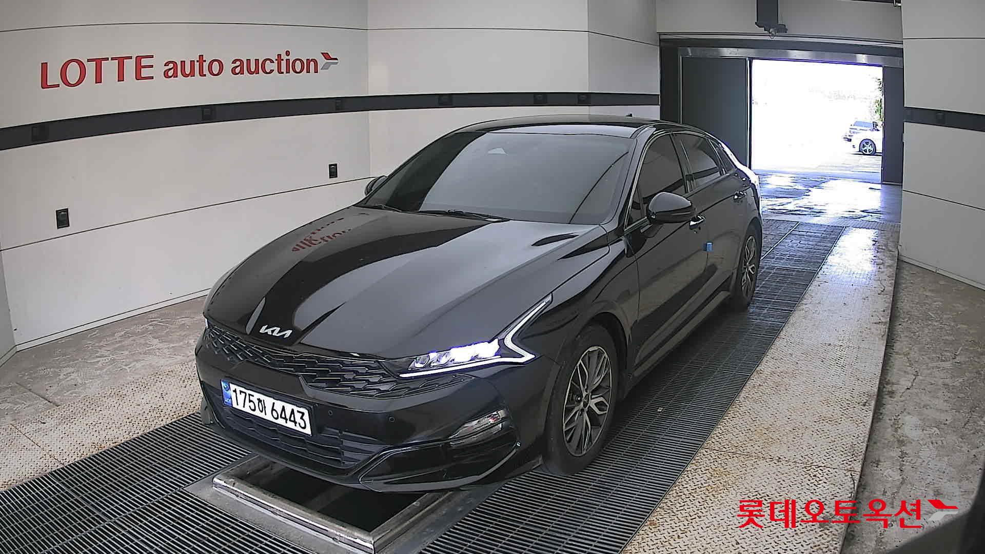 2023 - kia k5