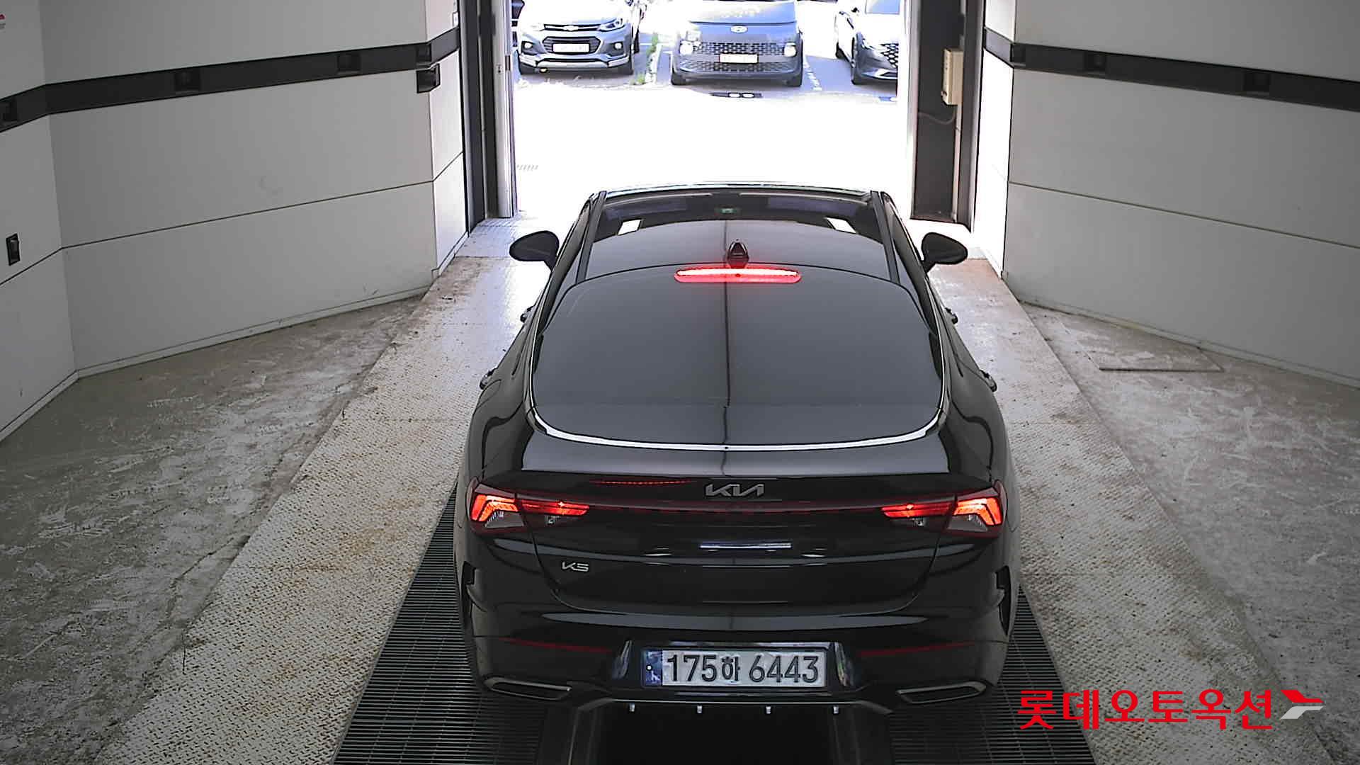 2023 - kia k5