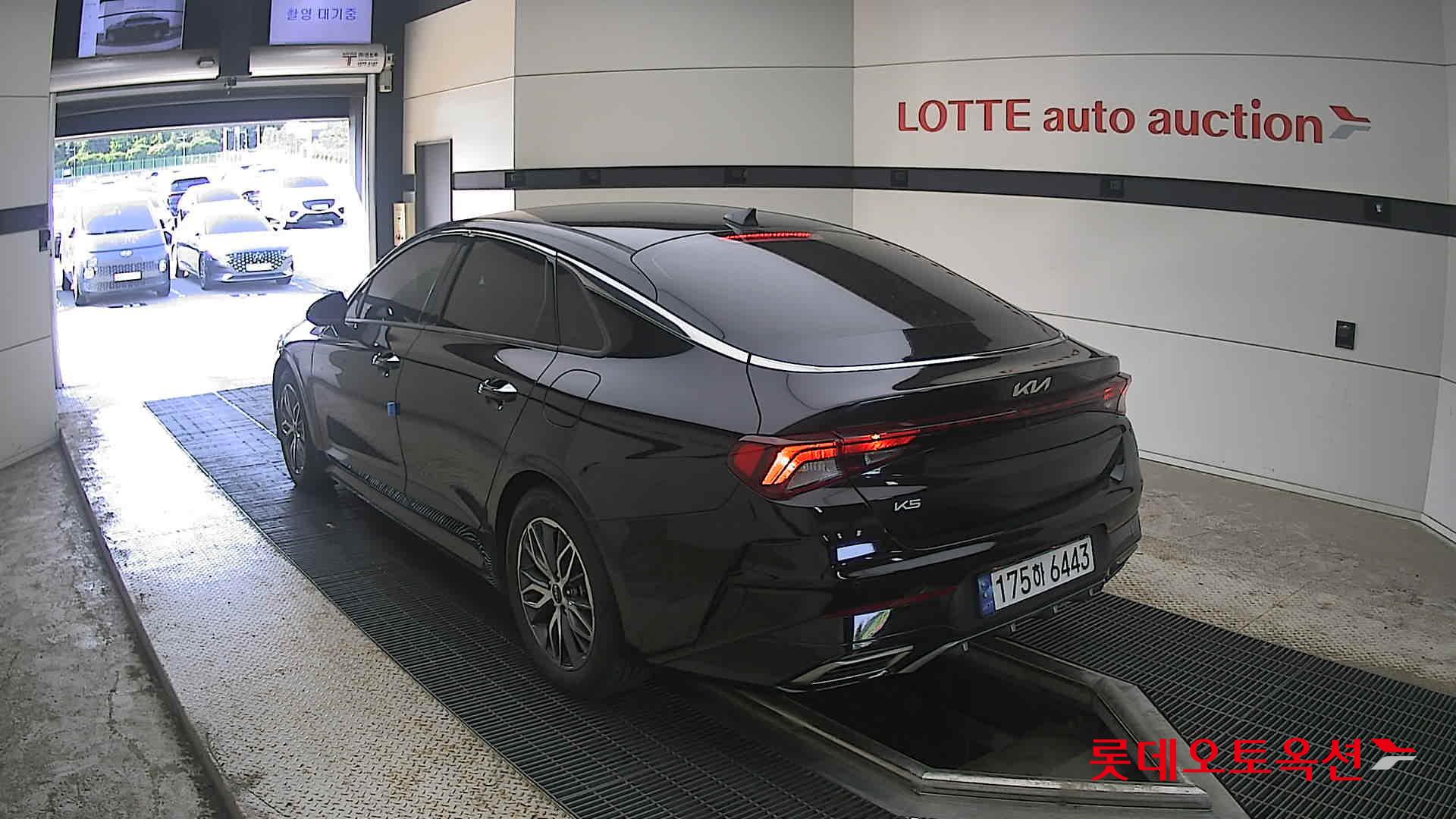 2023 - kia k5
