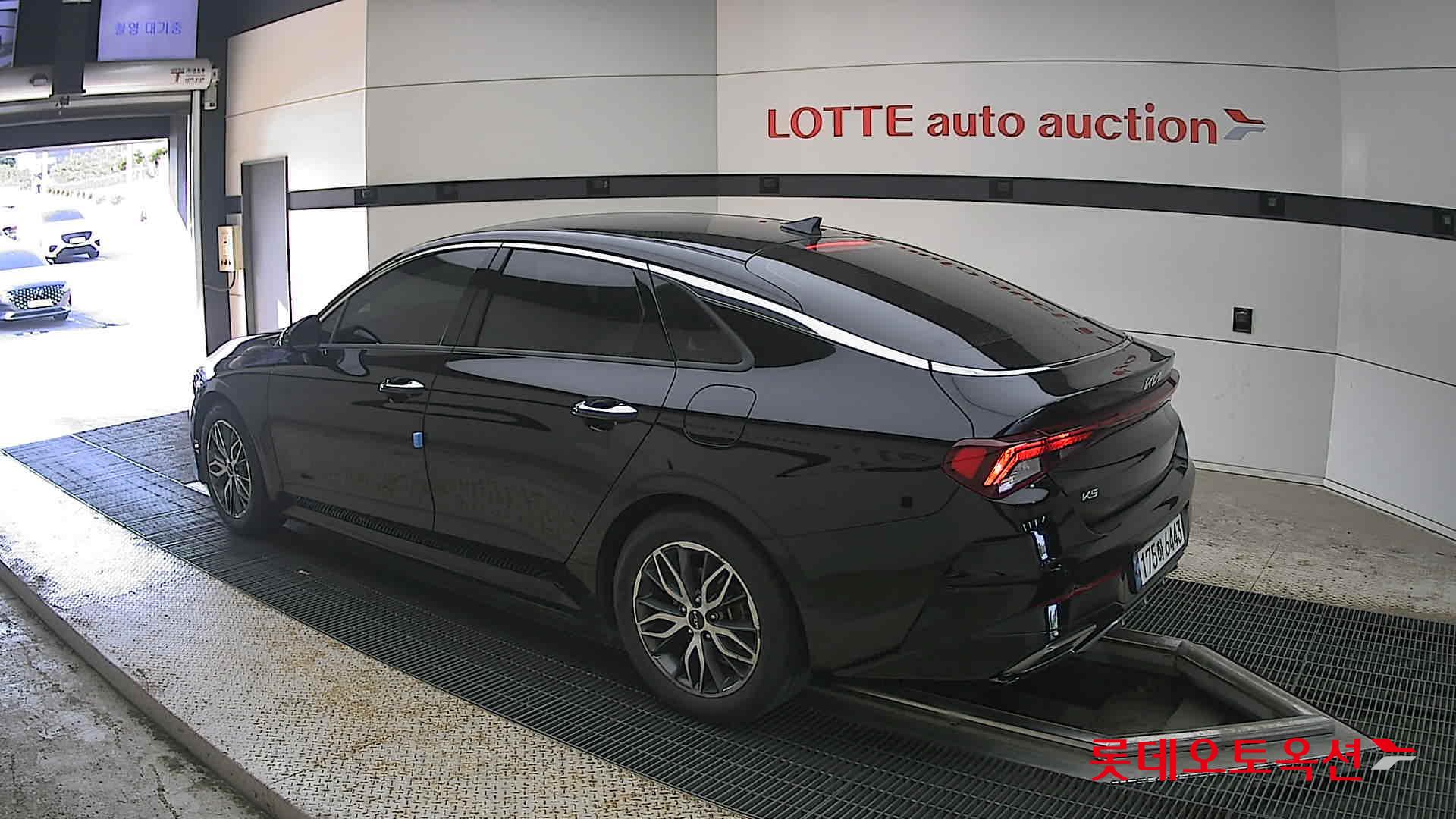 2023 - kia k5
