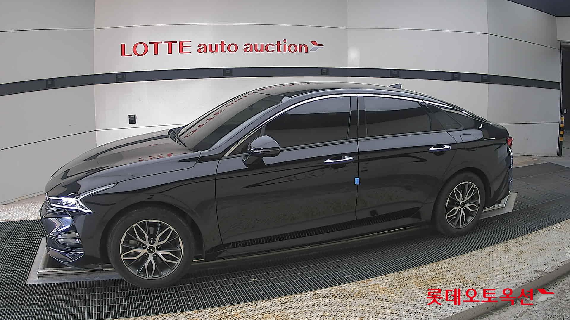2023 - kia k5