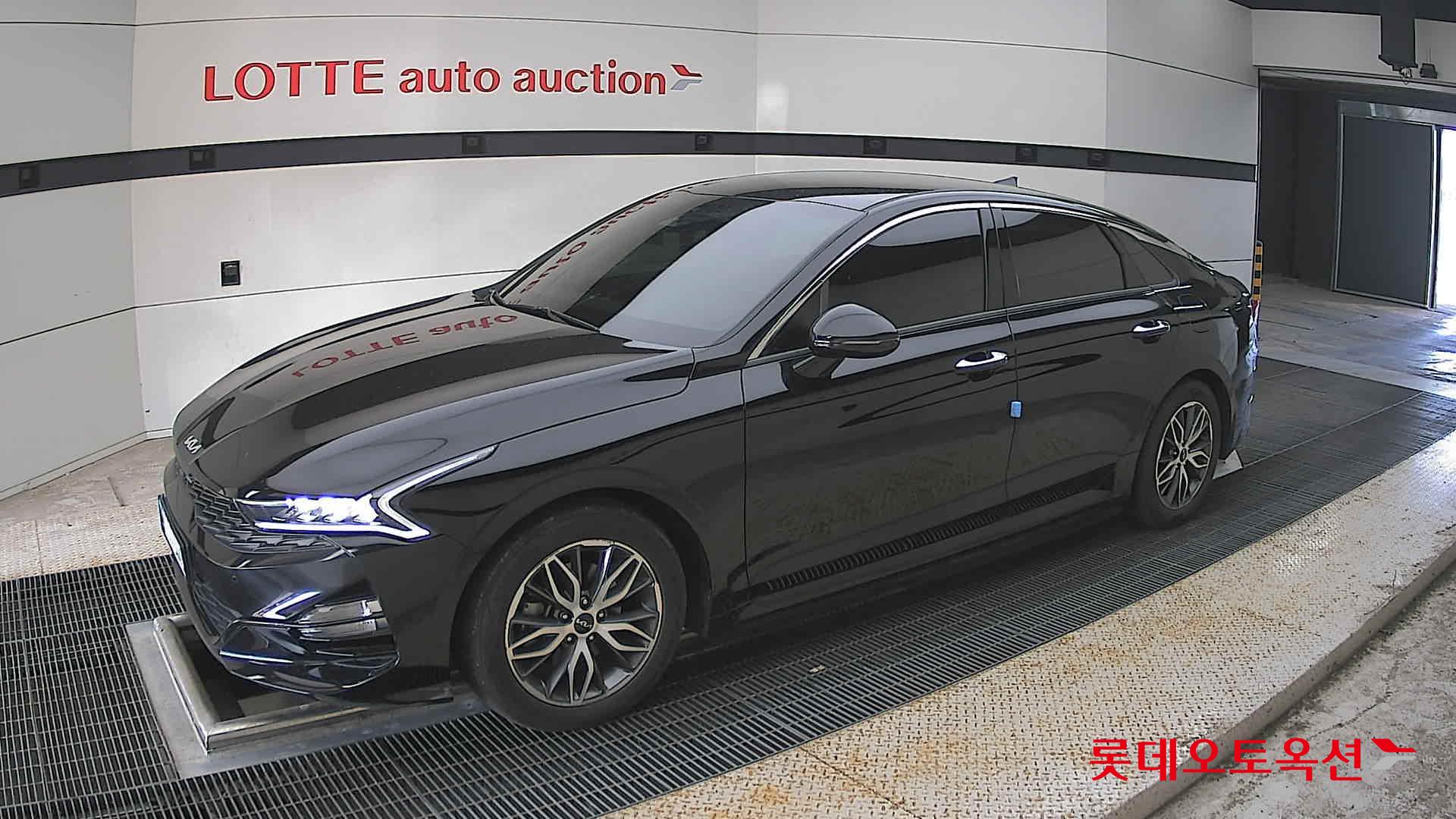 2023 - kia k5