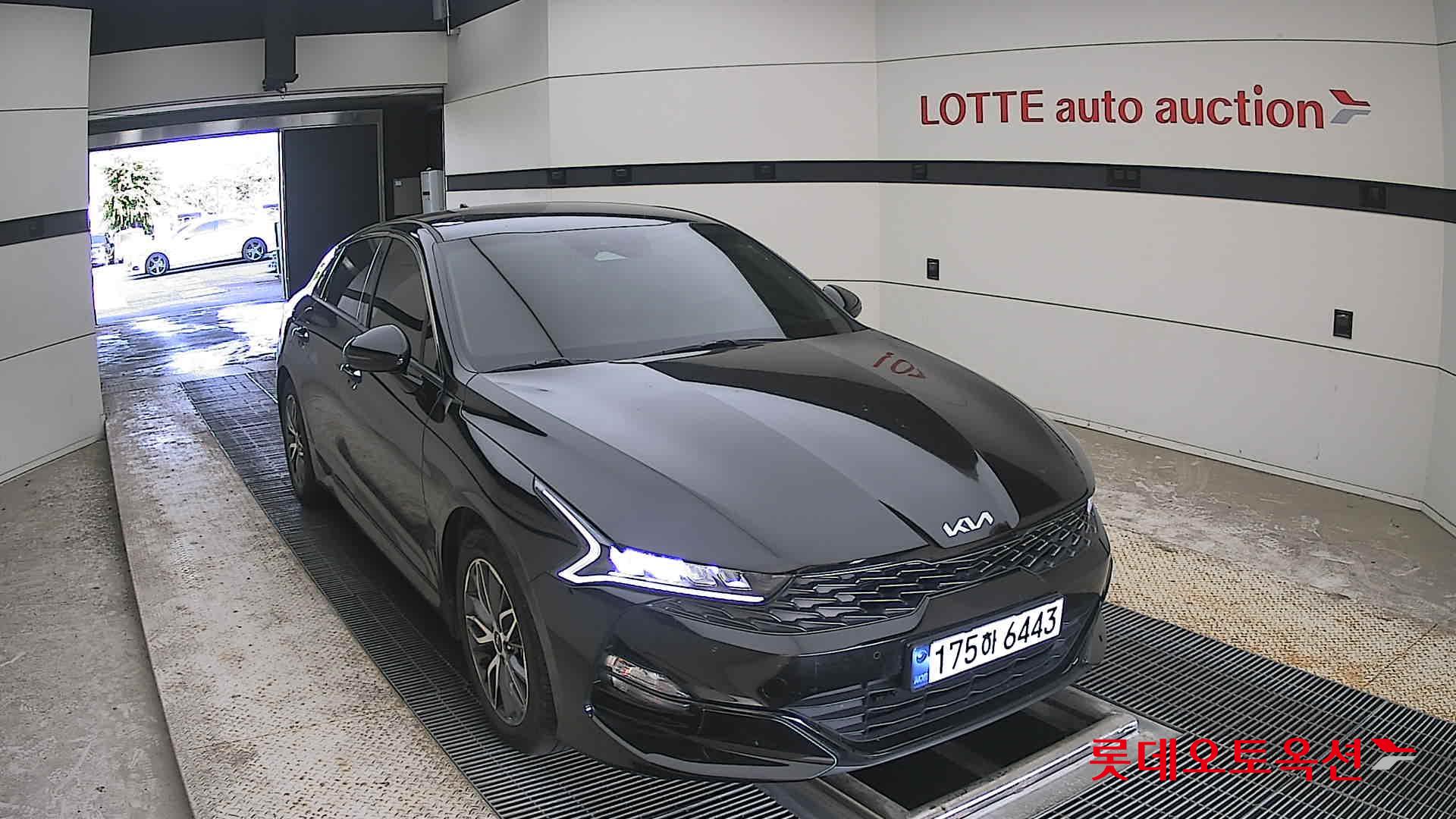 2023 - kia k5