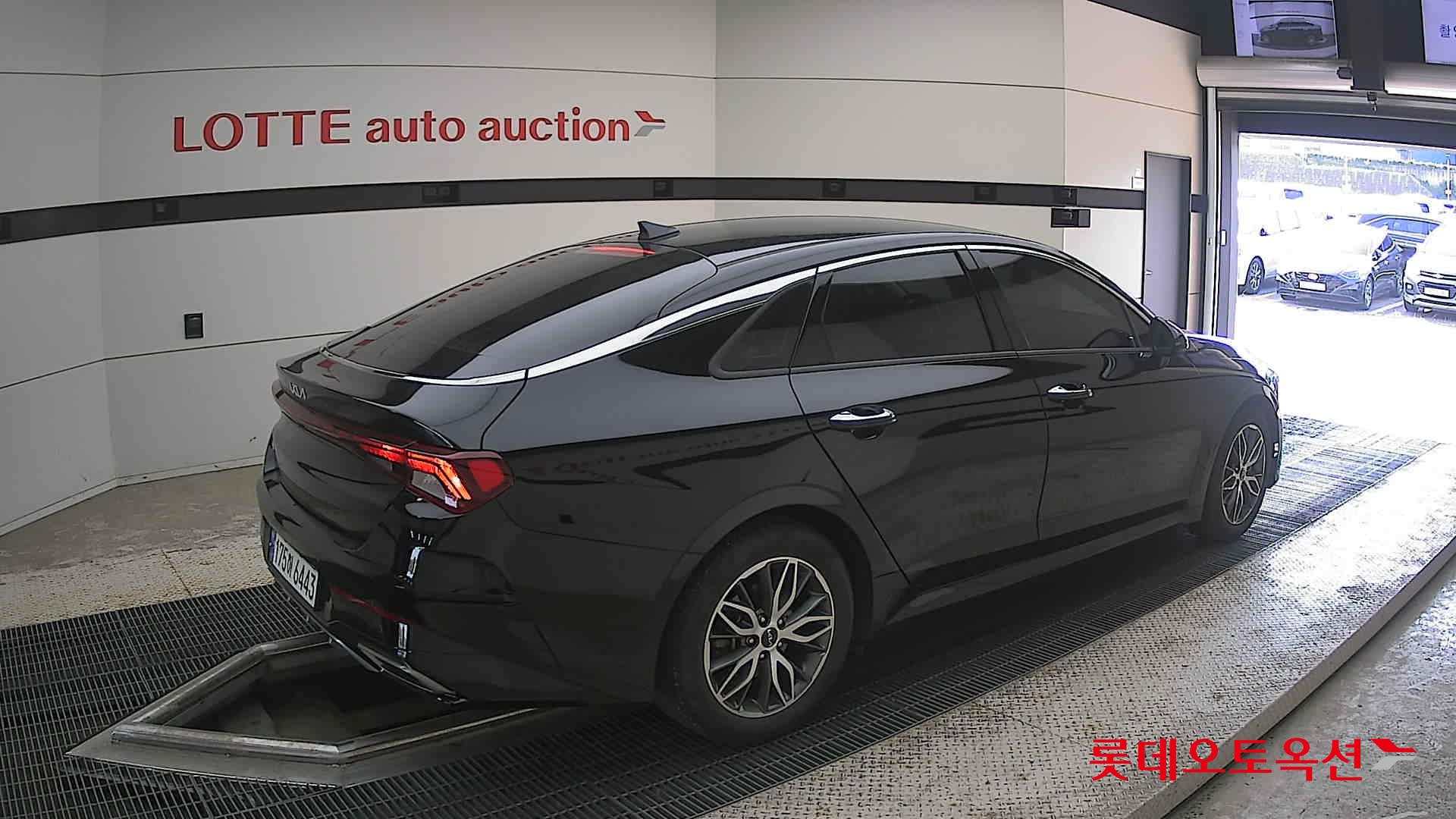 2023 - kia k5