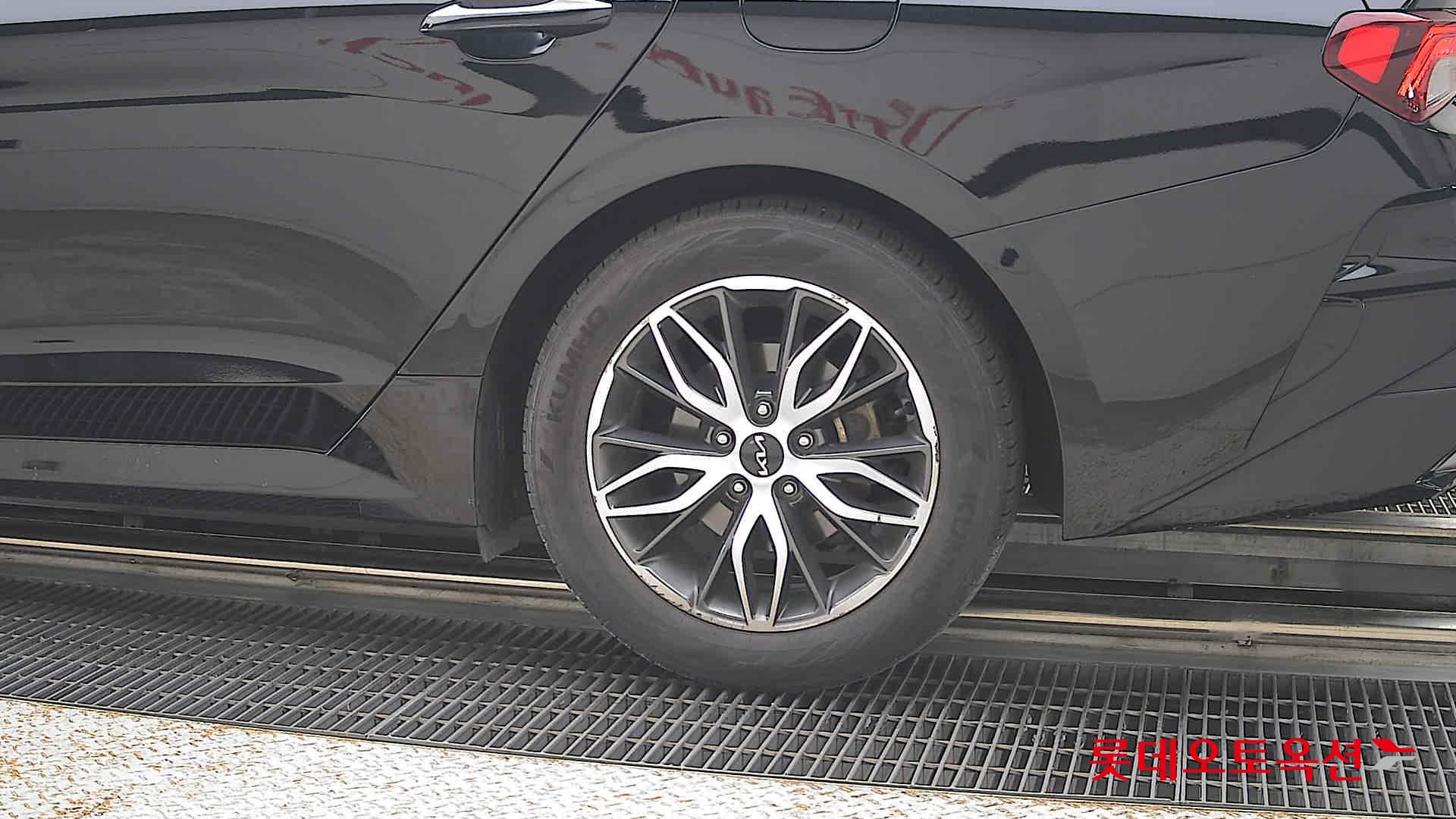 2023 - kia k5