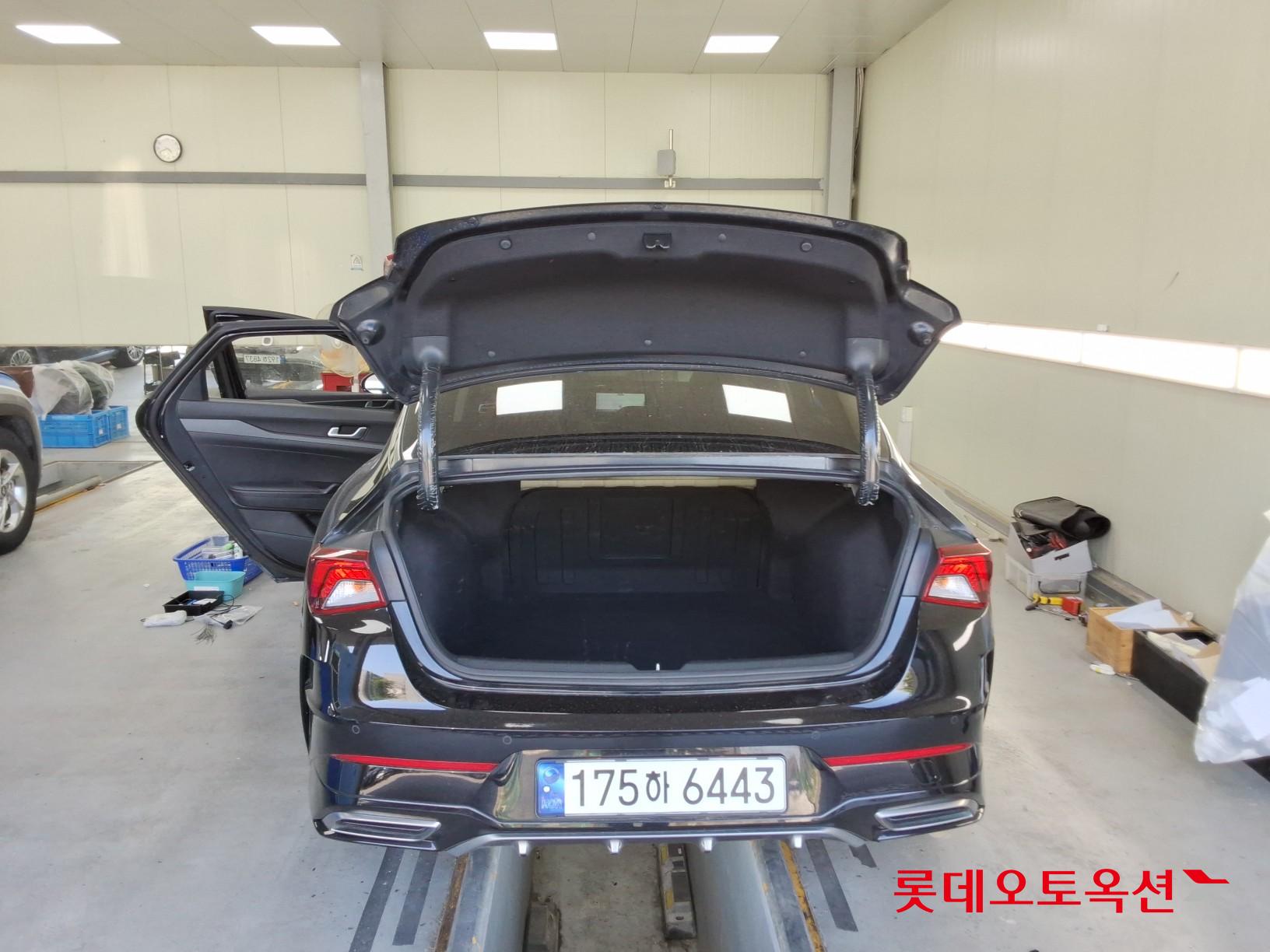 2023 - kia k5