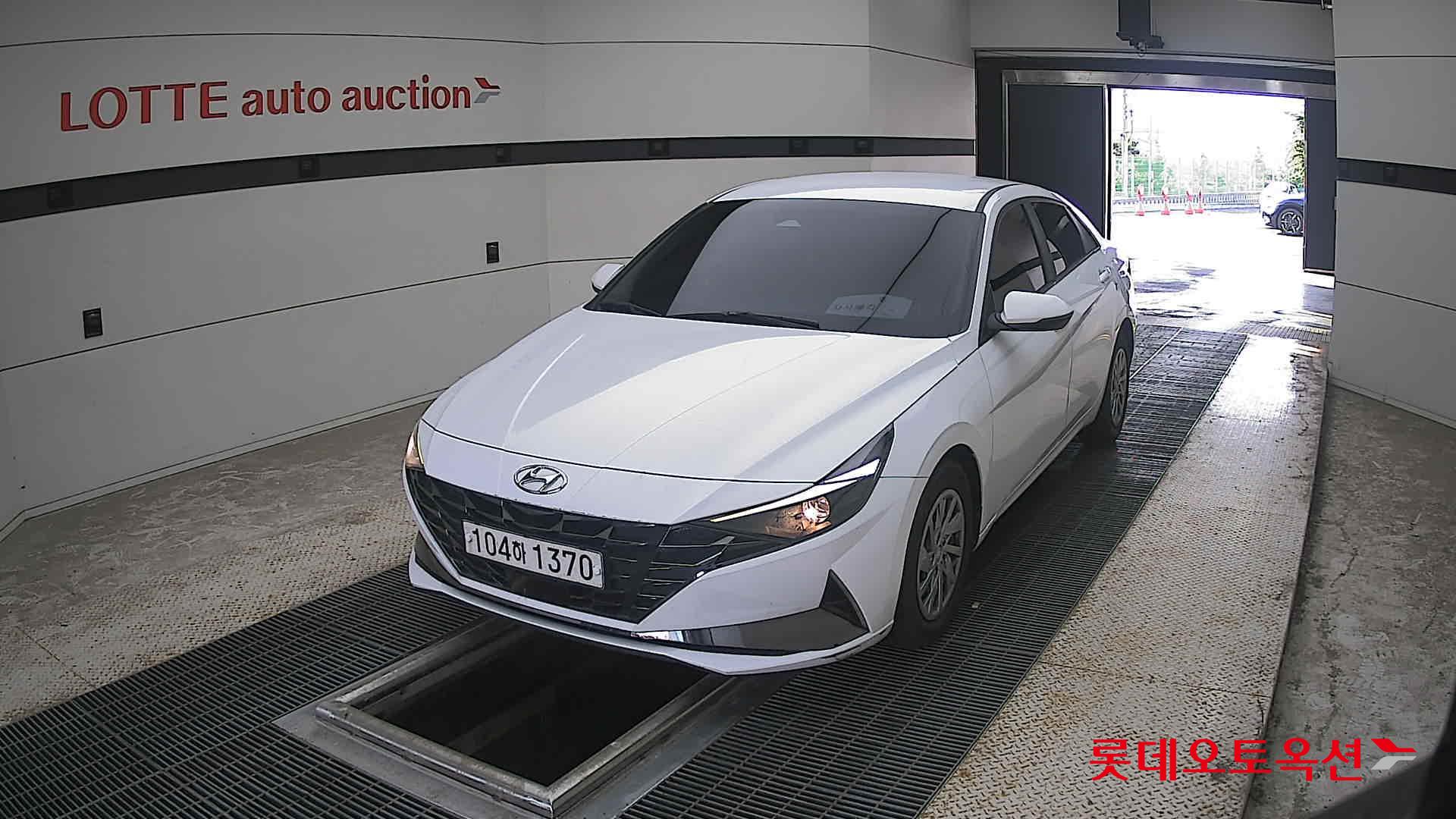 2021 - hyundai avante