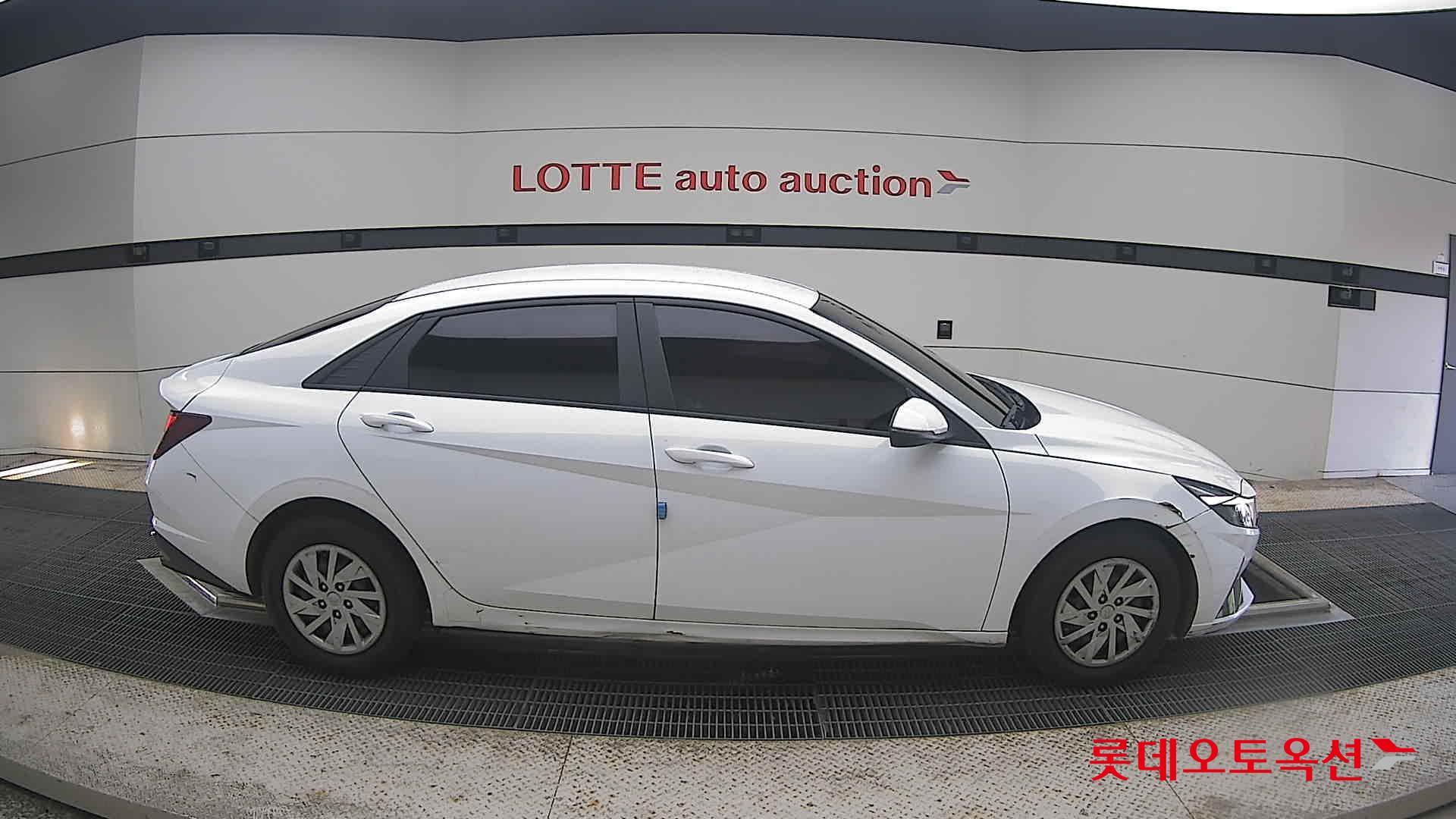 2021 - hyundai avante