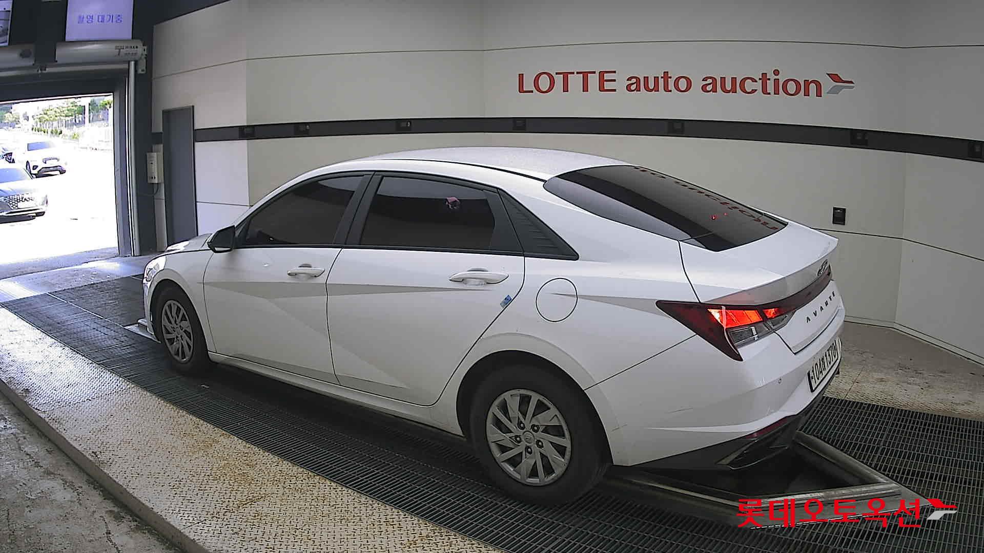2021 - hyundai avante