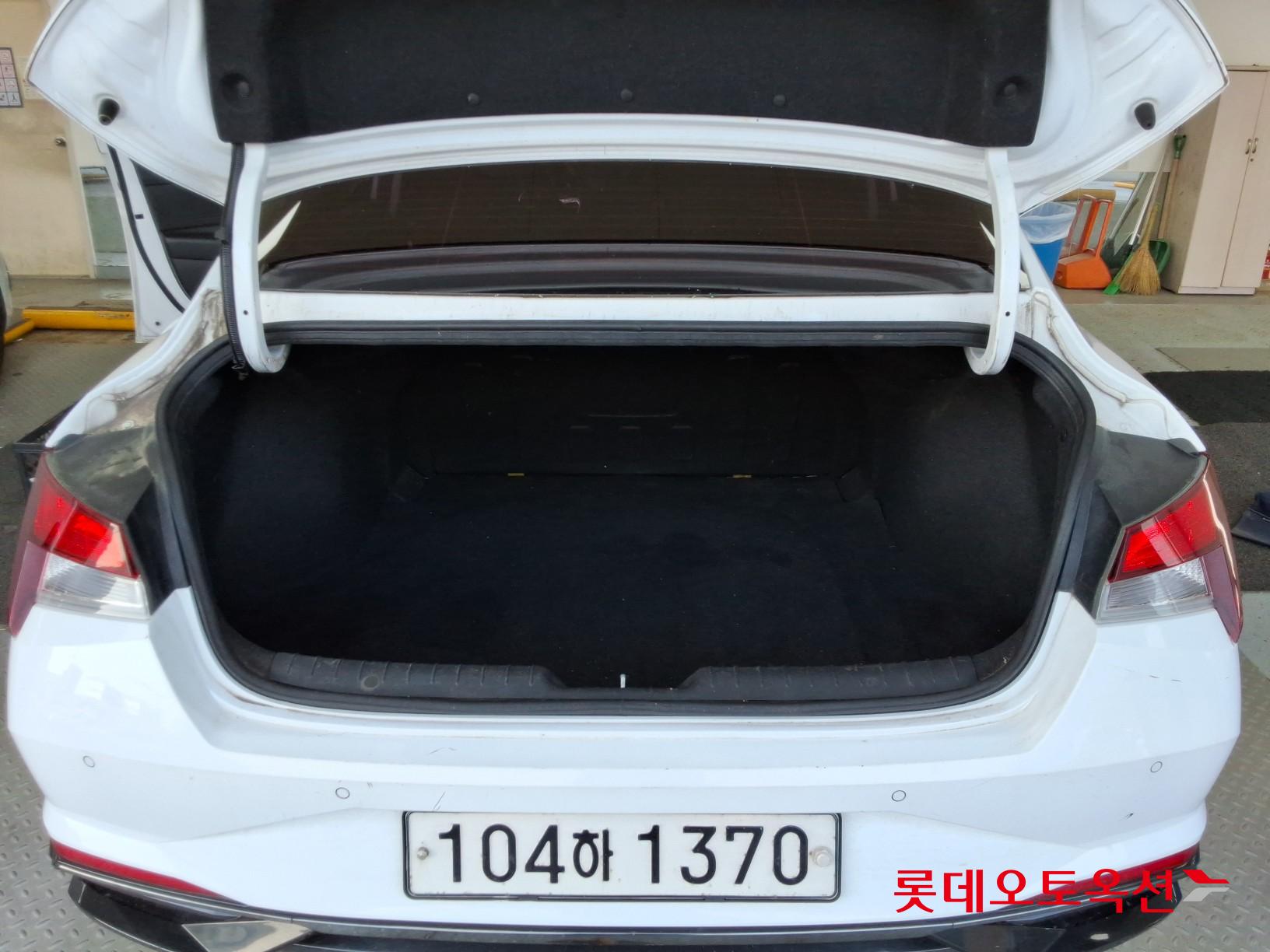 2021 - hyundai avante
