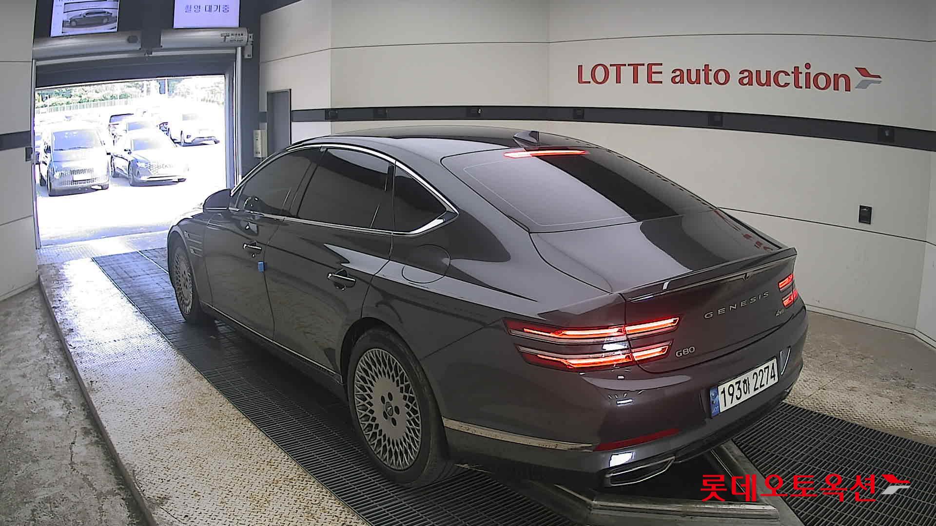 2022 - genesis g80