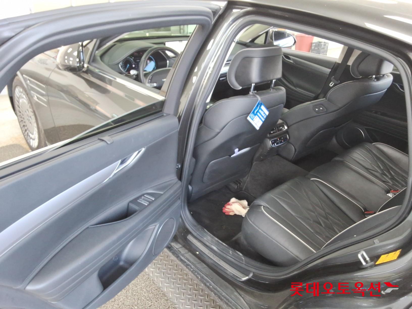 2022 - genesis g80