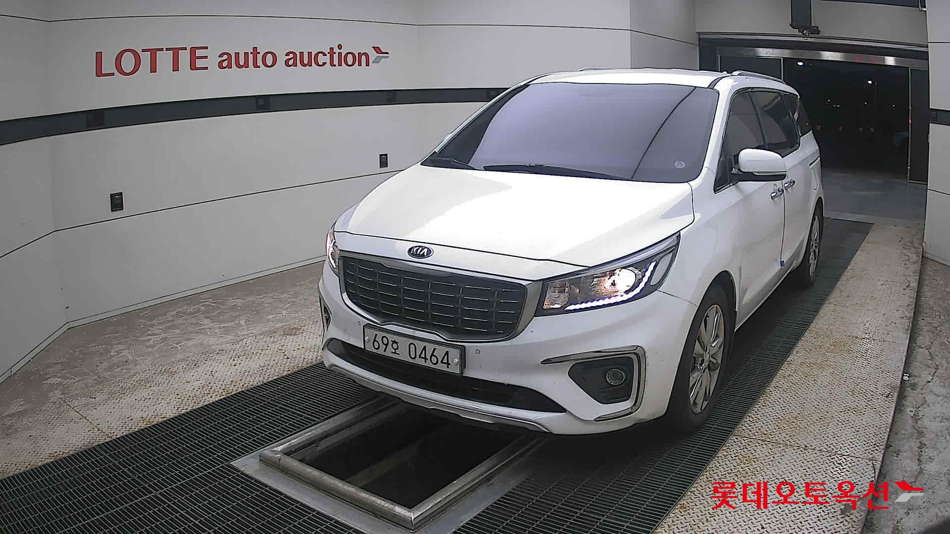 2019 - kia carnival