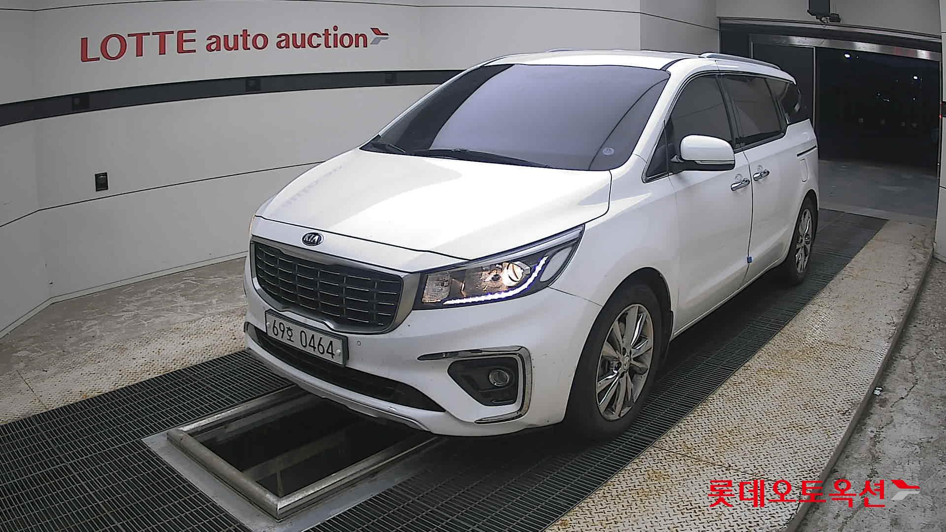 2019 - kia carnival