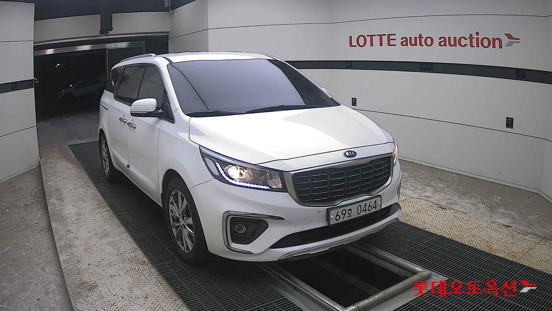 2019 - kia carnival