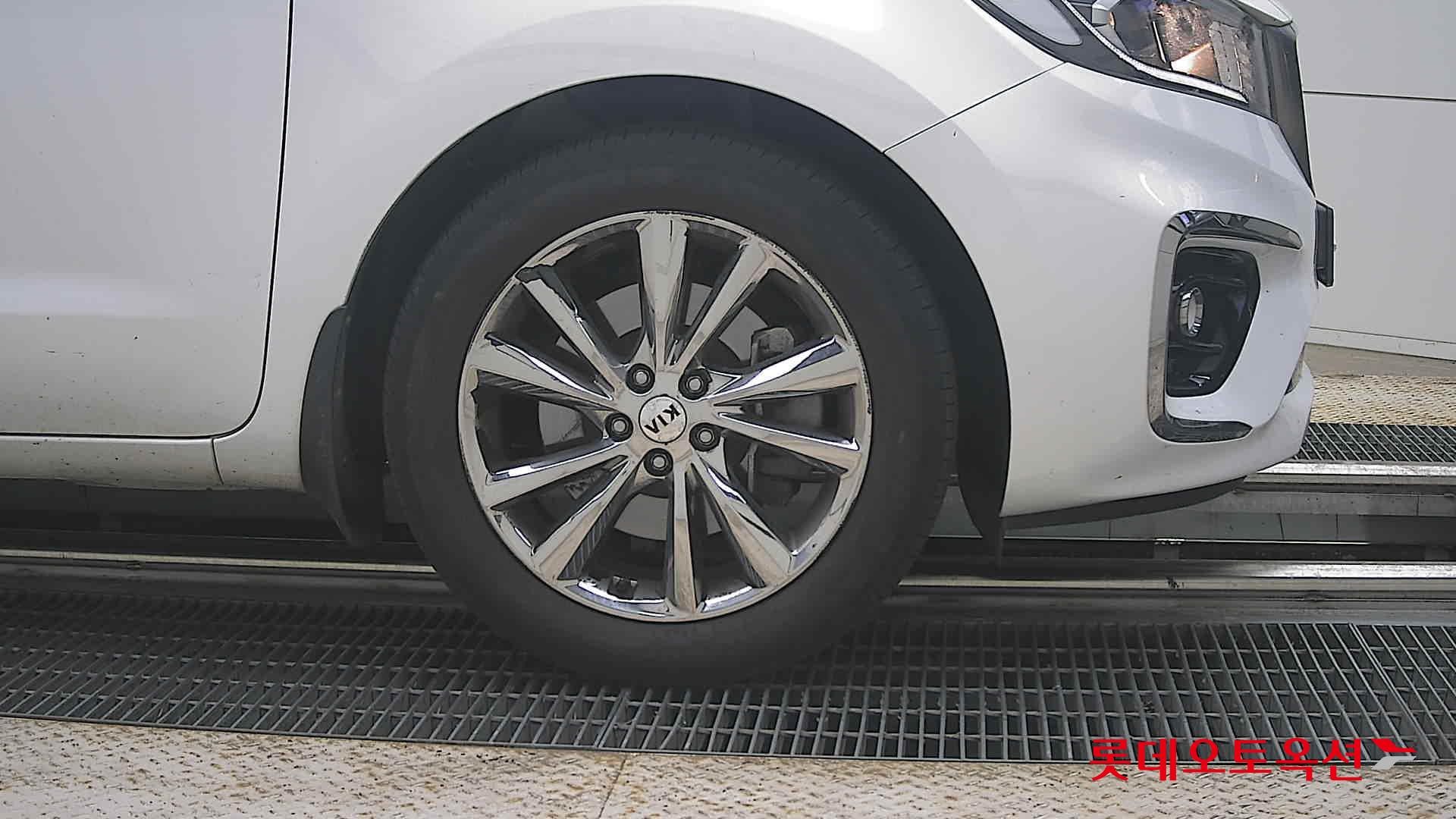 2019 - kia carnival