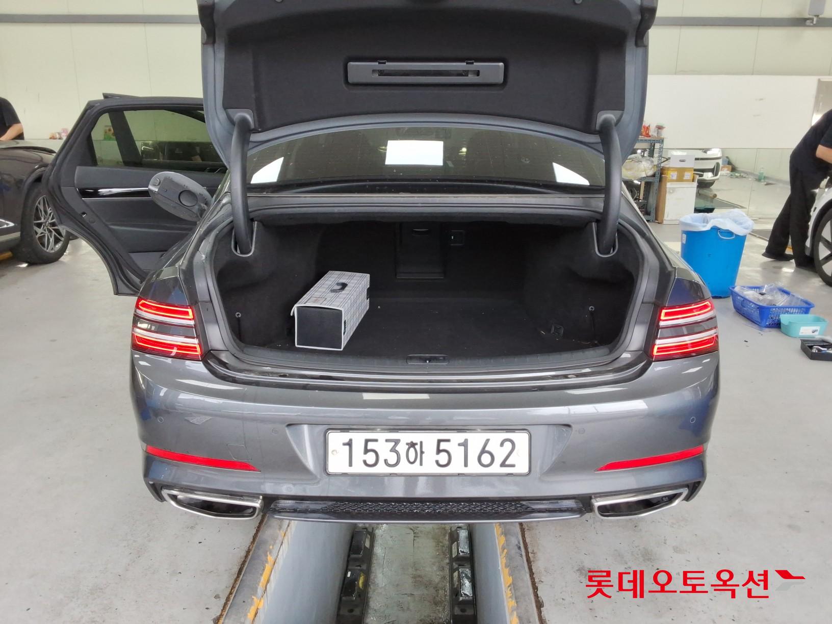 2021 - genesis g80