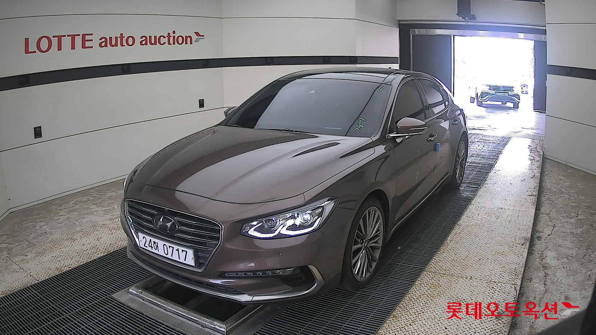 2019 - hyundai grandeur