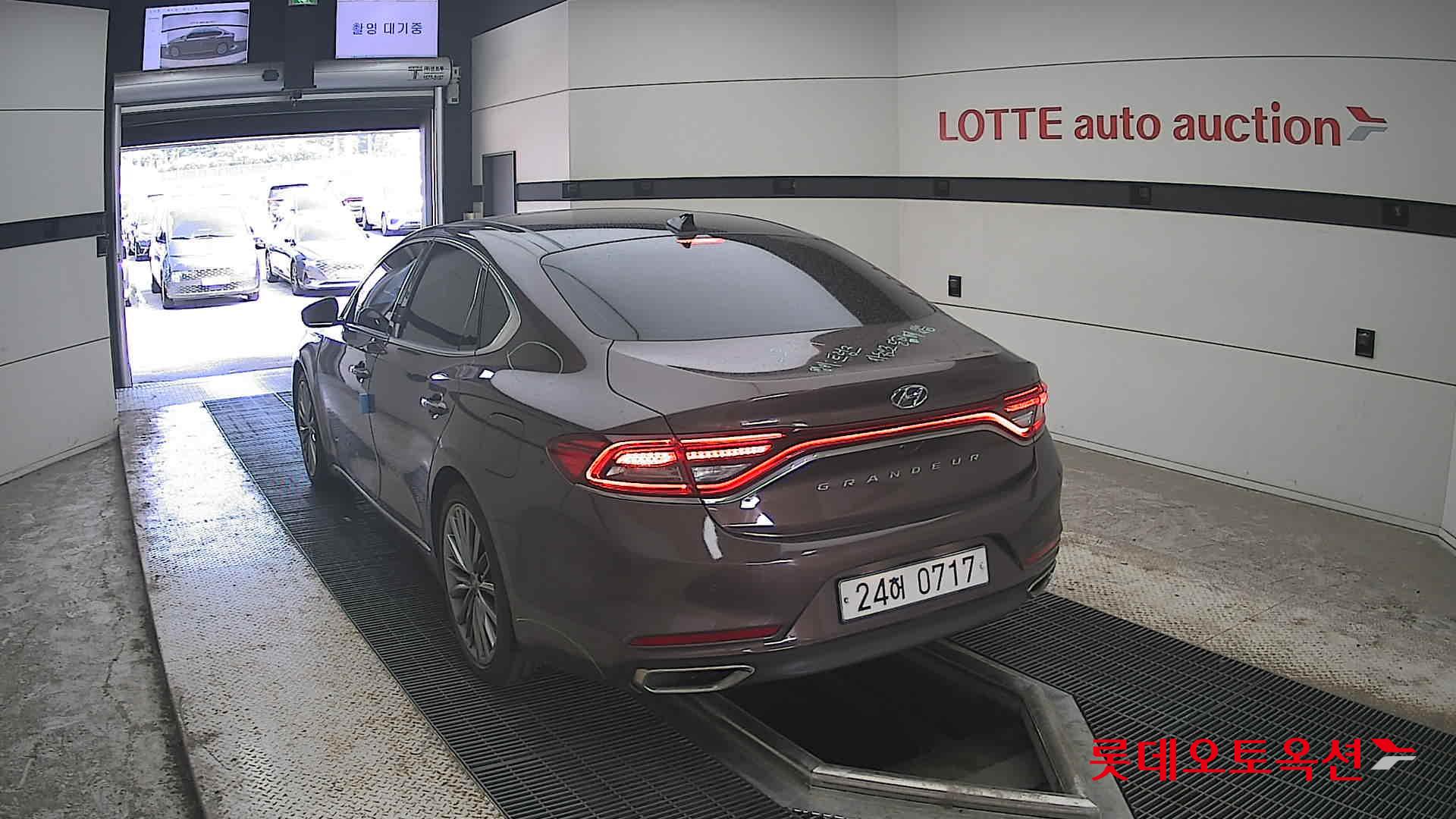 2019 - hyundai grandeur