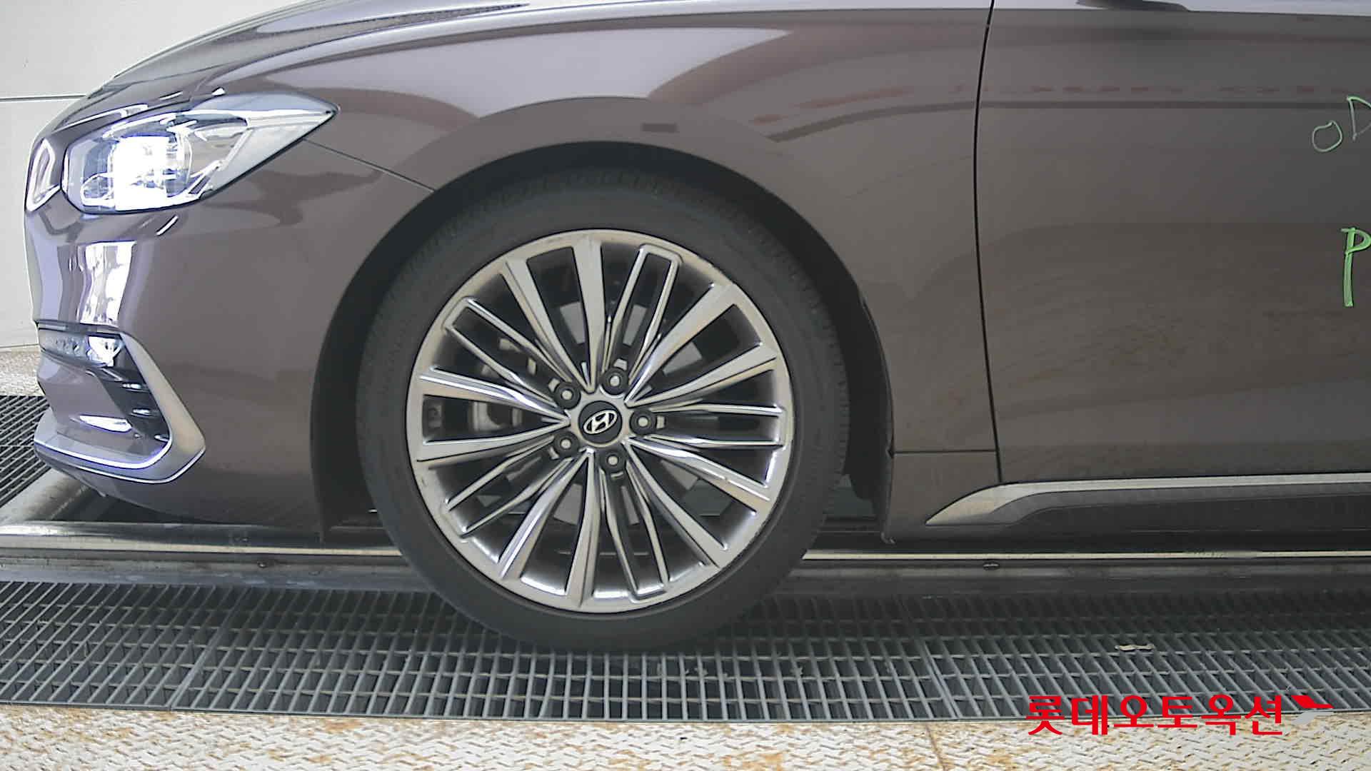2019 - hyundai grandeur