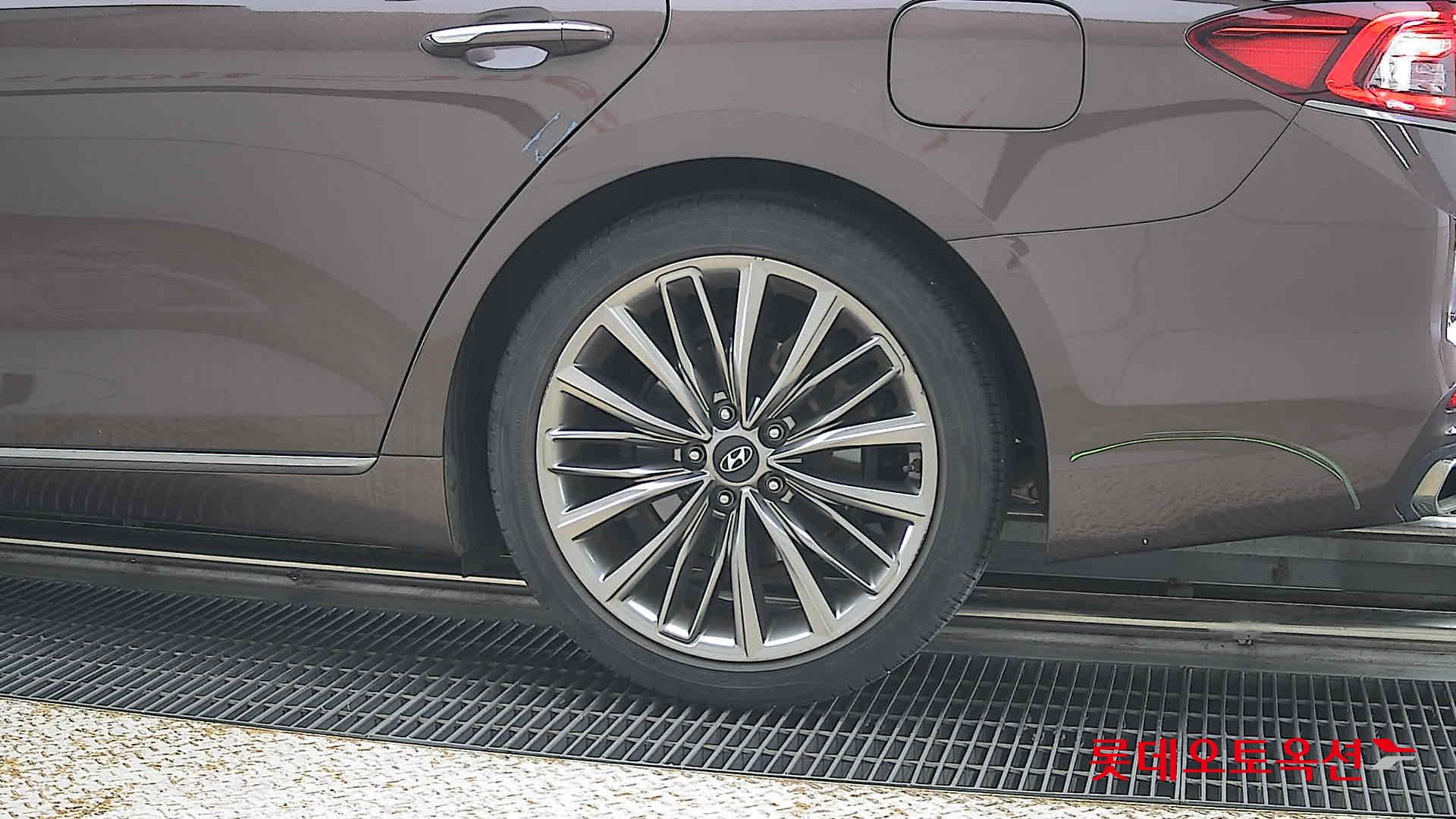 2019 - hyundai grandeur