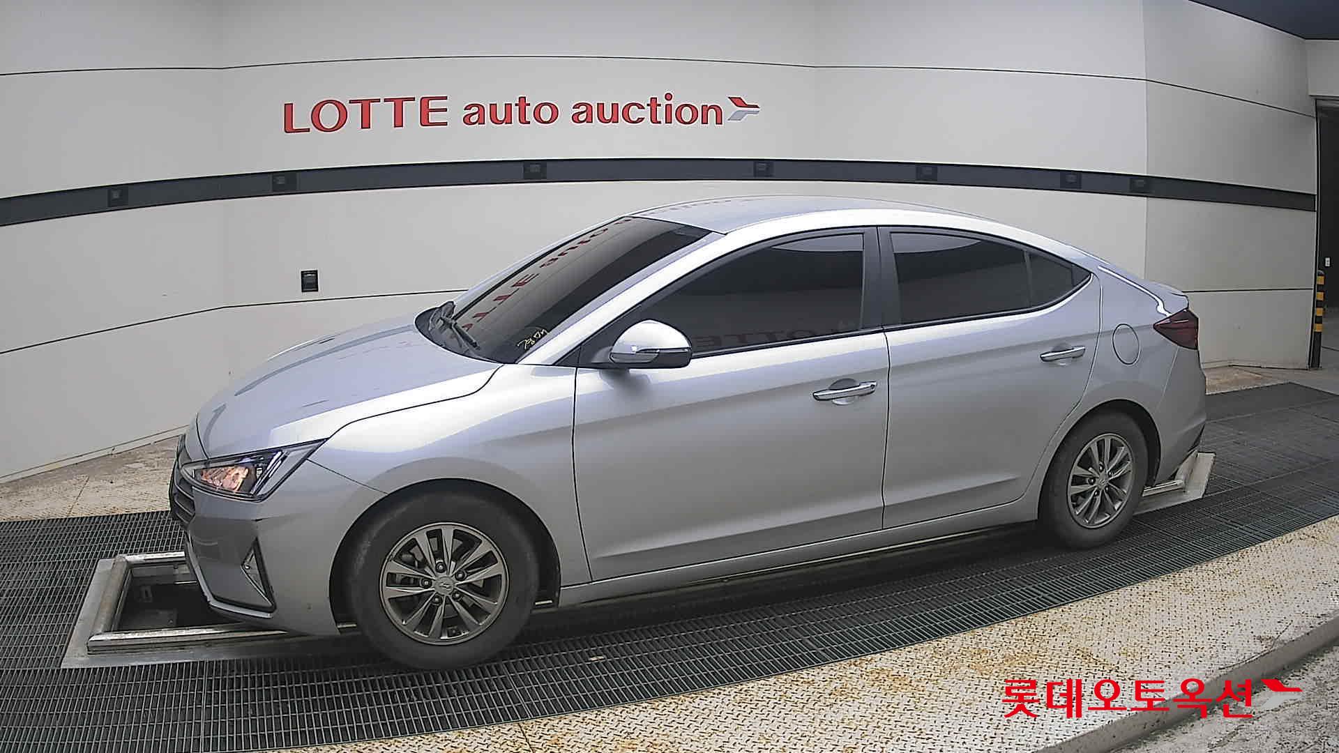 2020 - hyundai avante