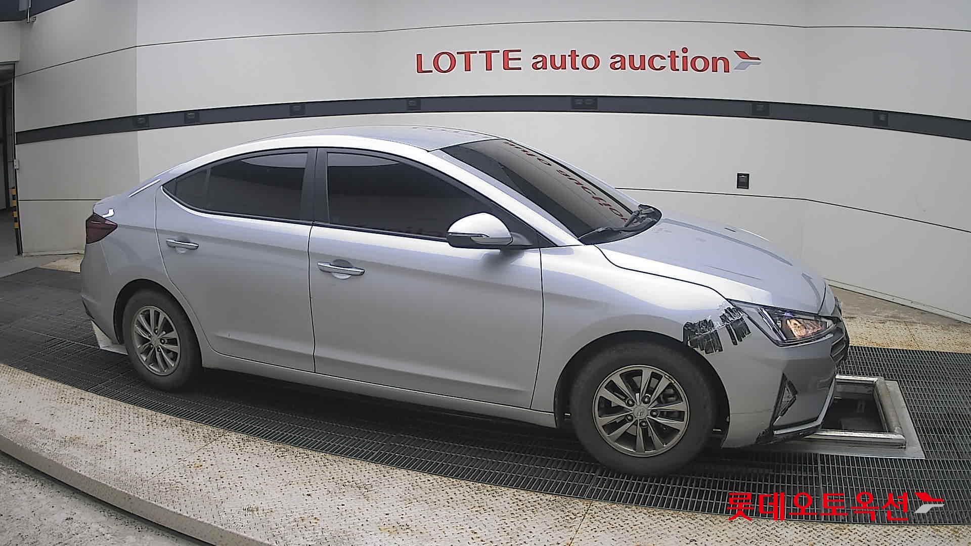 2020 - hyundai avante