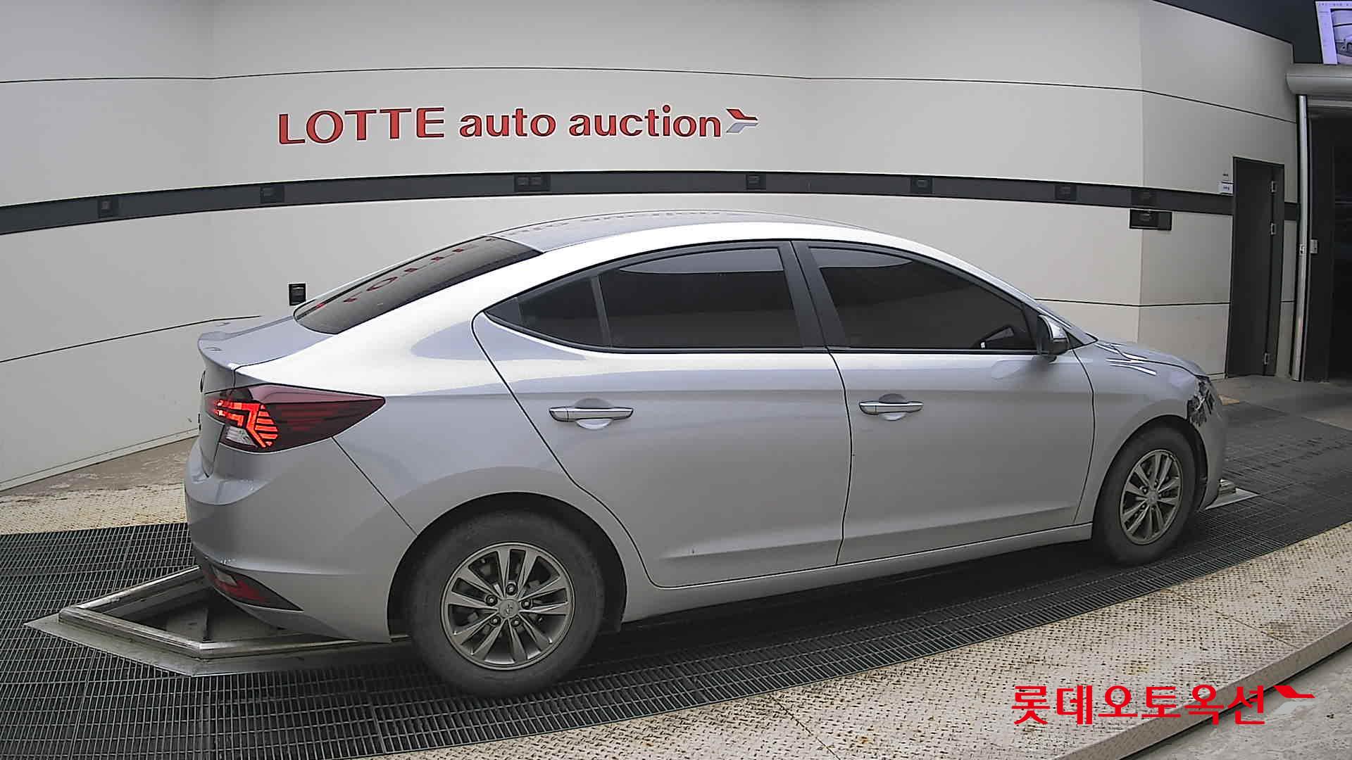 2020 - hyundai avante