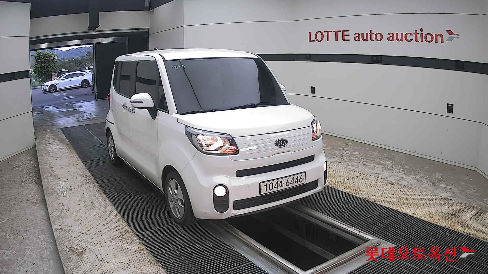 2021 - kia ray