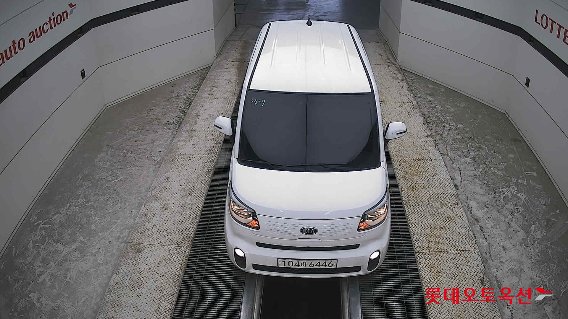 2021 - kia ray