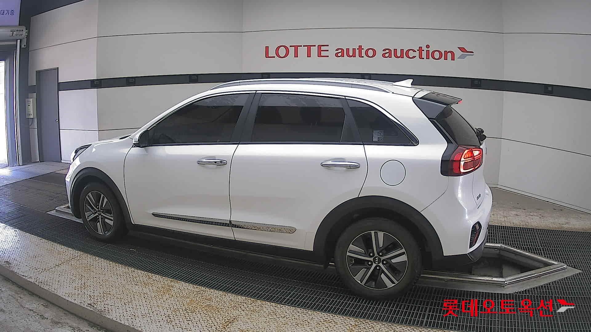 2020 - kia niro