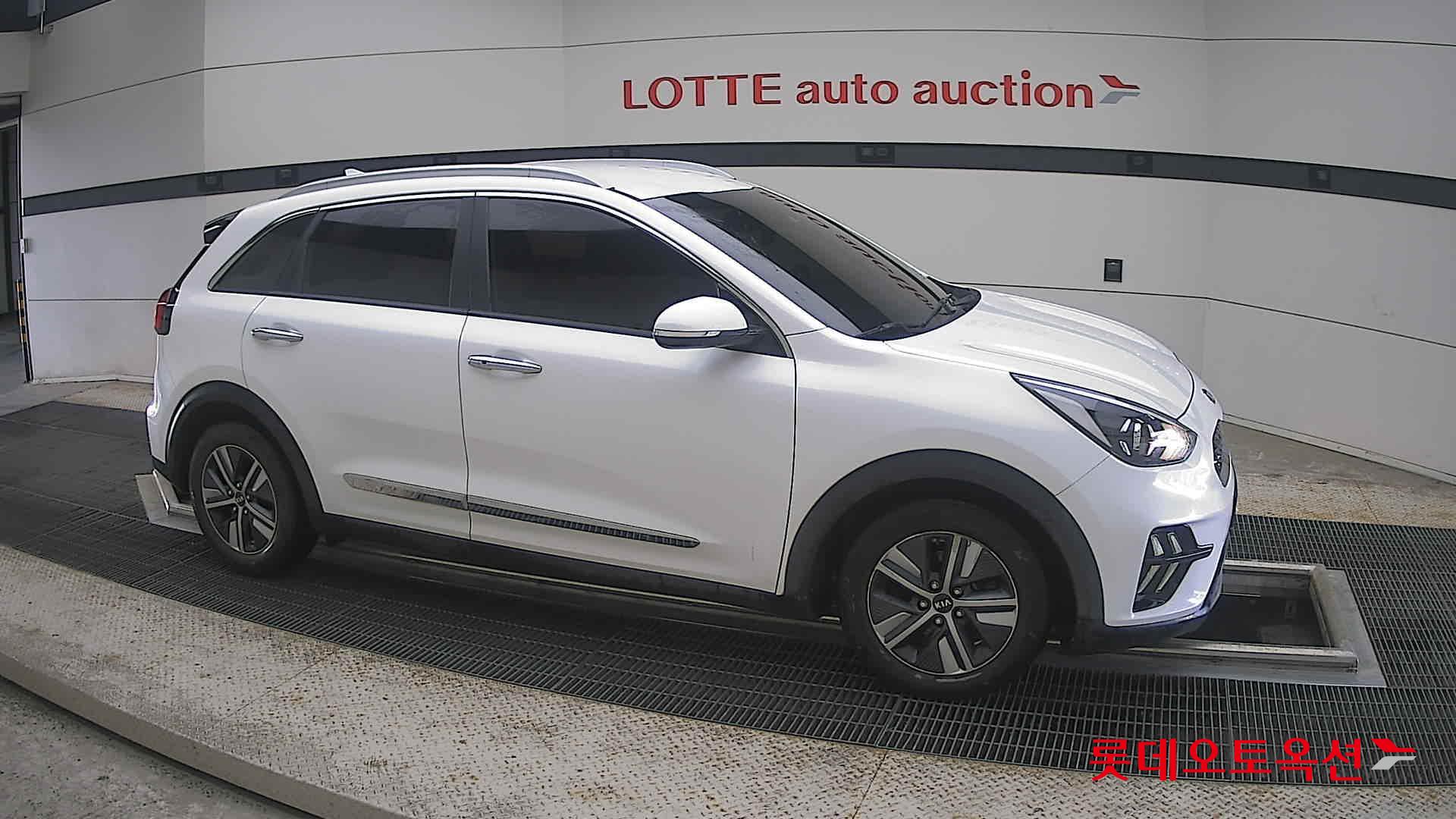 2020 - kia niro