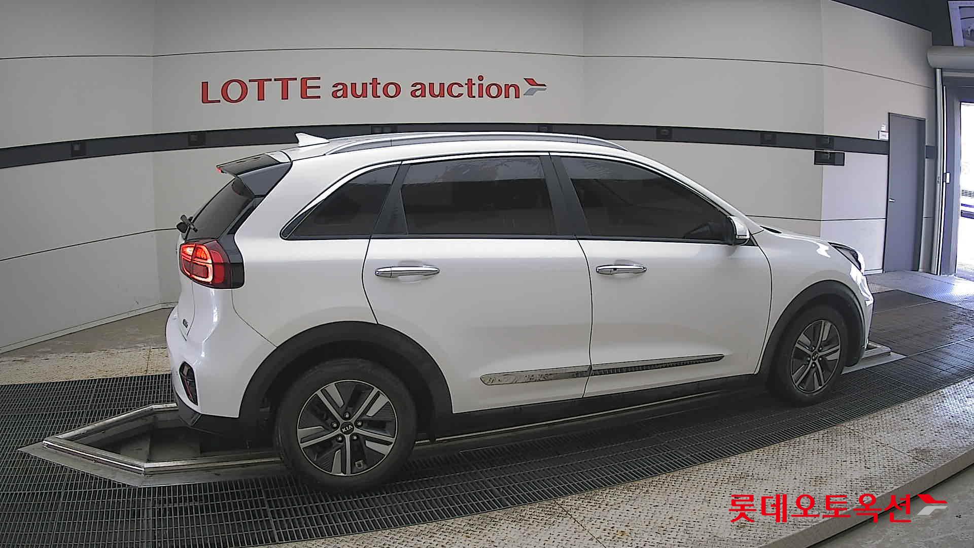 2020 - kia niro