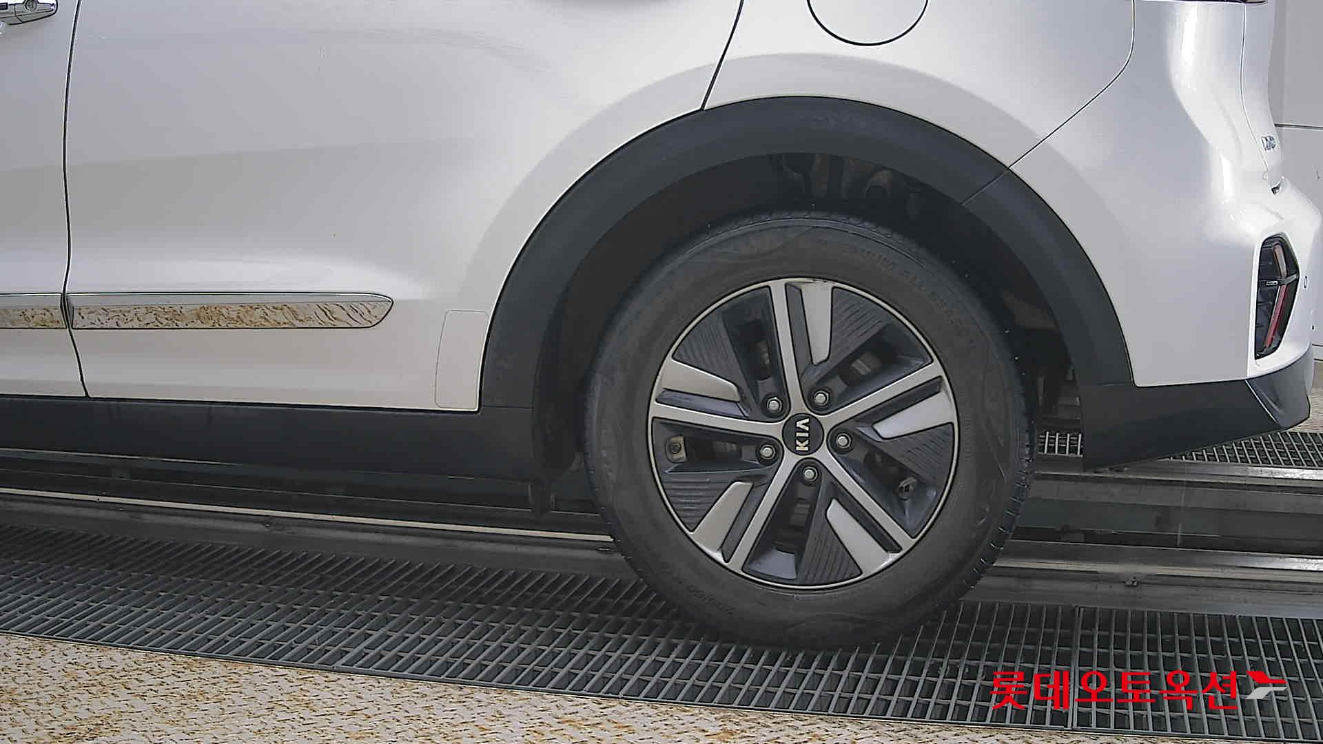 2020 - kia niro