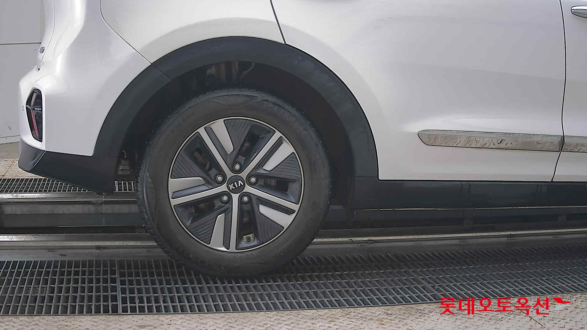 2020 - kia niro
