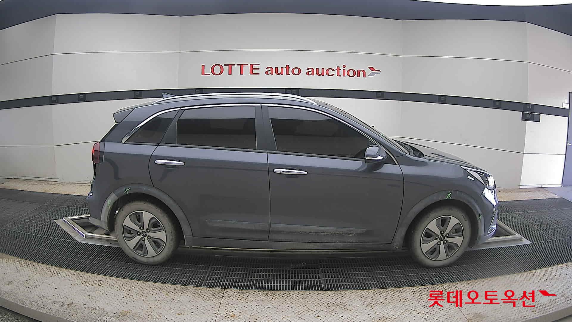 2022 - kia niro