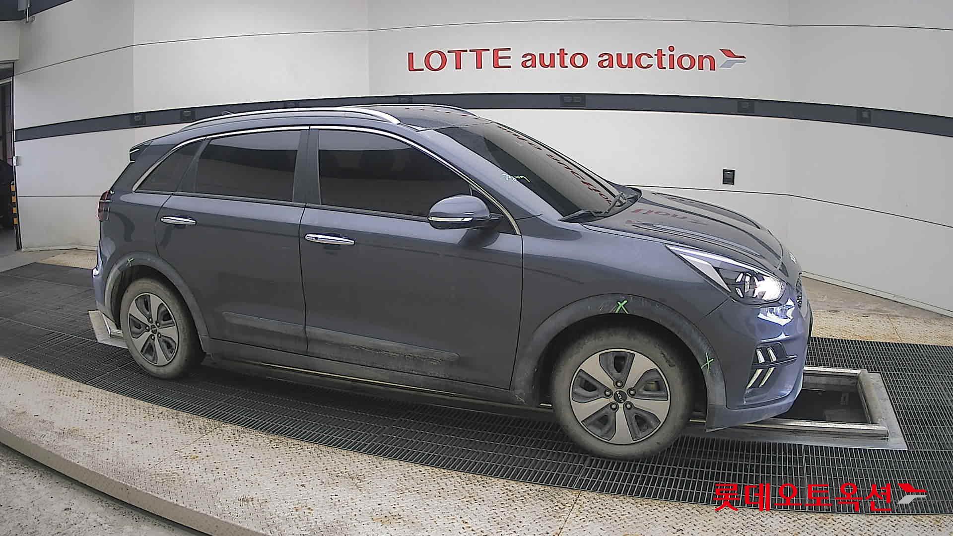 2022 - kia niro
