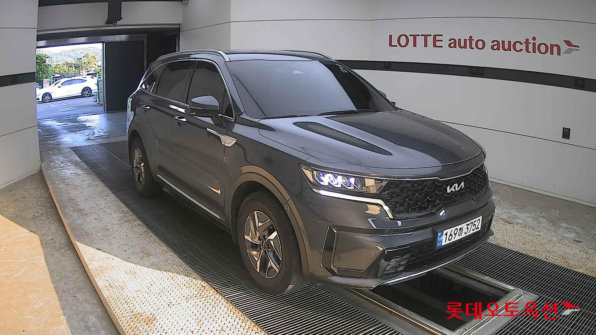 2022 - kia sorento
