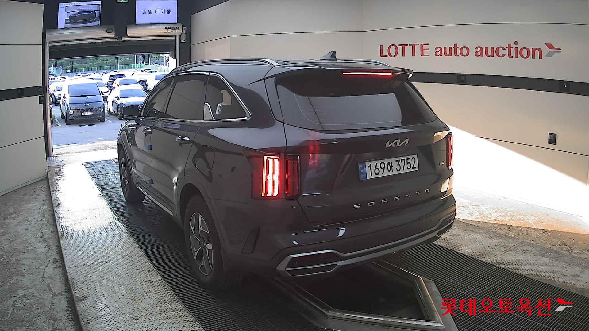 2022 - kia sorento