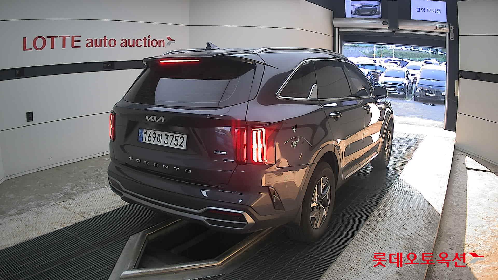 2022 - kia sorento