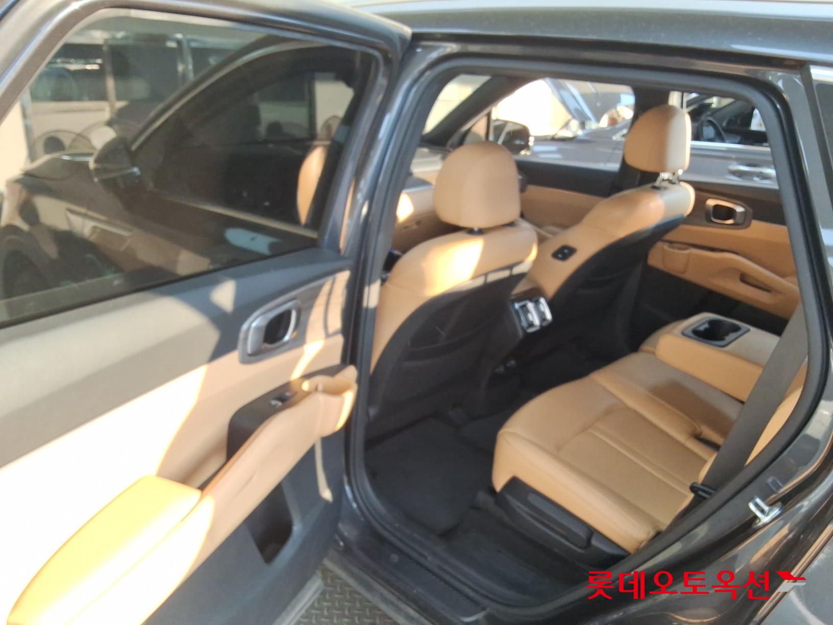 2022 - kia sorento