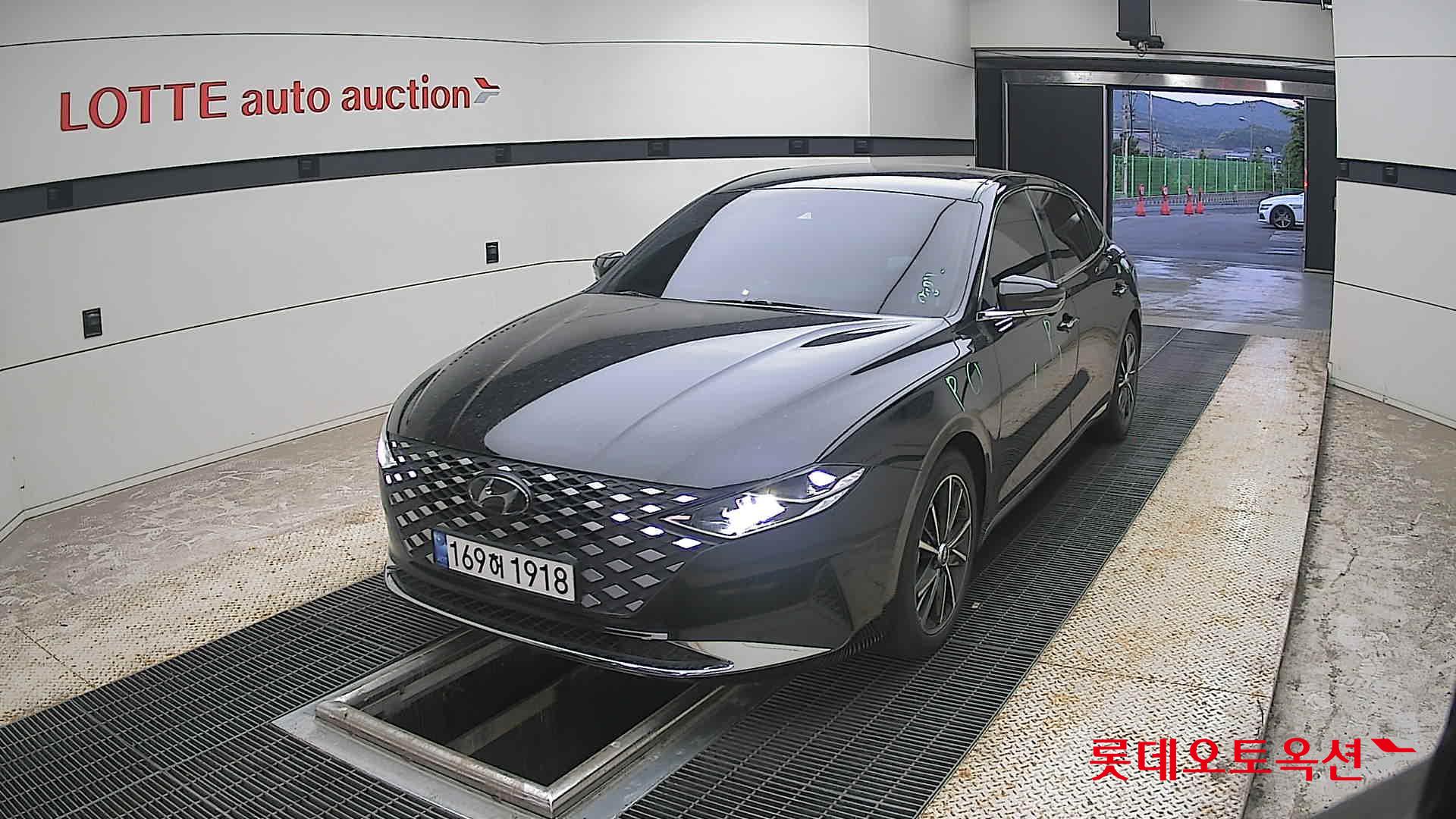 2022 - hyundai grandeur